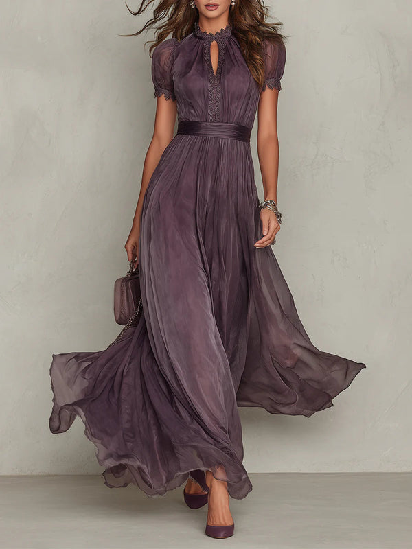 Flavia | Robe longue violette avec décolleté en clé