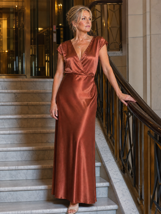 Samouse™ Robe longue à bustier croisé et manches courtes montées