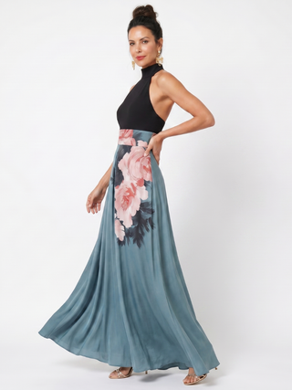 Robe longue Olympas™ à corsage licou et jupe fleurie