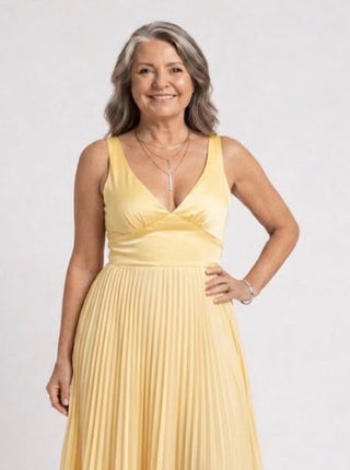 Corinna | Robe Maxi Plissée à Col V