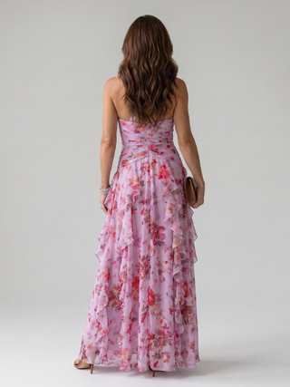 Nori™ Robe longue fleurie à col dos-nu et corsage froncé