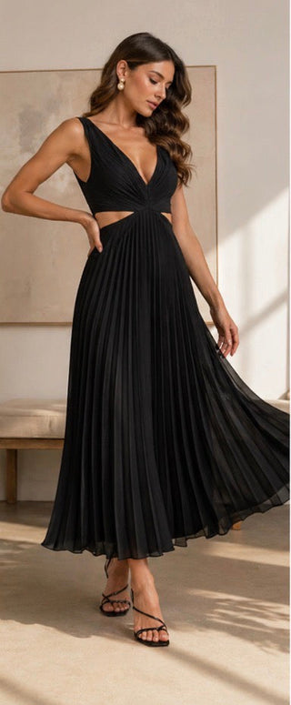 Celia | Robe Midi Plissée Découpée