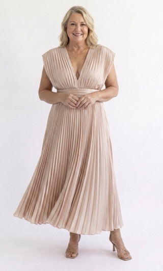 Estella | Robe Midi Plissée Élégante