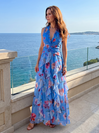 Nori™ Robe longue fleurie à col dos-nu et corsage froncé