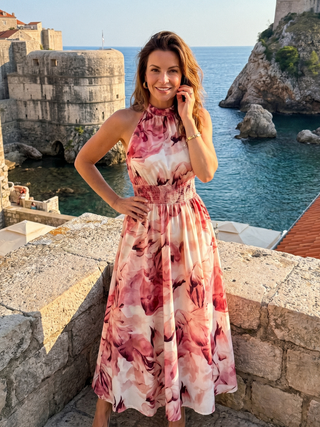 Robe mi-longue Olivia™ à taille froncée et imprimé abstrait