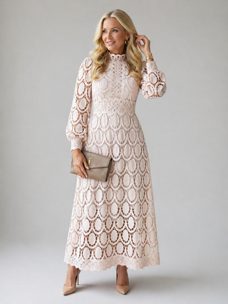 Camille | Robe Midi en Dentelle à Bords Festonnés