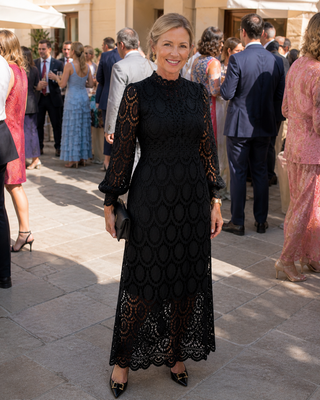 Camille | Robe Midi en Dentelle à Bords Festonnés