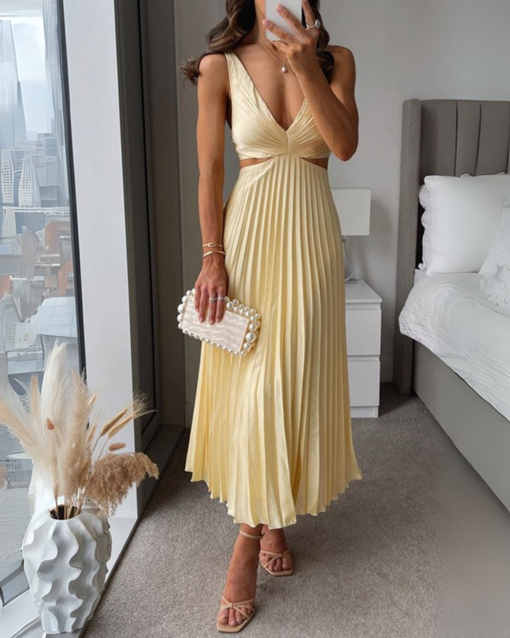 Celia | Robe Midi Plissée Découpée