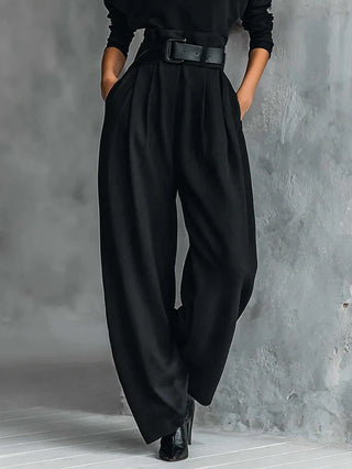 Lisa™ | Ensemble deux pièces noir avec ceinture