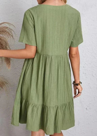 ENORA | FIGURE-FLATTERING ELEGANT DRESS - North & Co. Canada