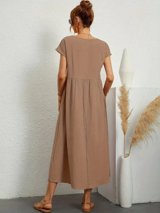 HEIKE | FLOWING MIDI DRESS OF TIMELESS ELEGANCE - North & Co. Canada
