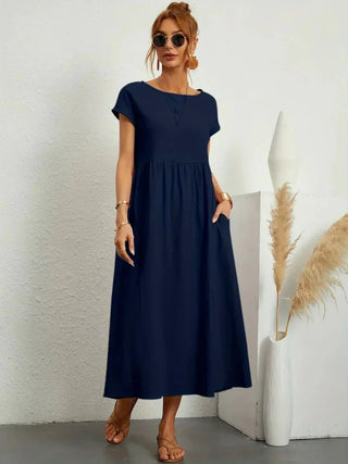 HEIKE | FLOWING MIDI DRESS OF TIMELESS ELEGANCE - North & Co. Canada