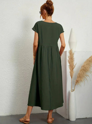 HEIKE | FLOWING MIDI DRESS OF TIMELESS ELEGANCE - North & Co. Canada