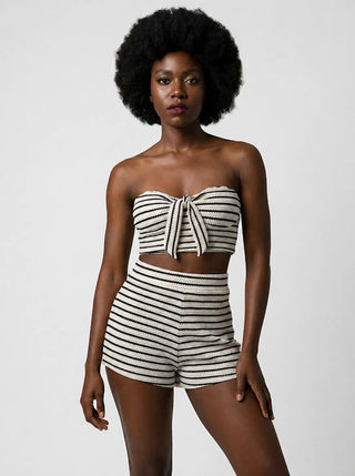 Lila™ | Ensemble rayé à détail papillon – North & Co. Canada
