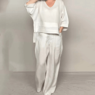 Liza | Ensemble 2 pièces coton-lin – haut à encolure en V et pantalon à jambe large • S1 - North & Co. Canada